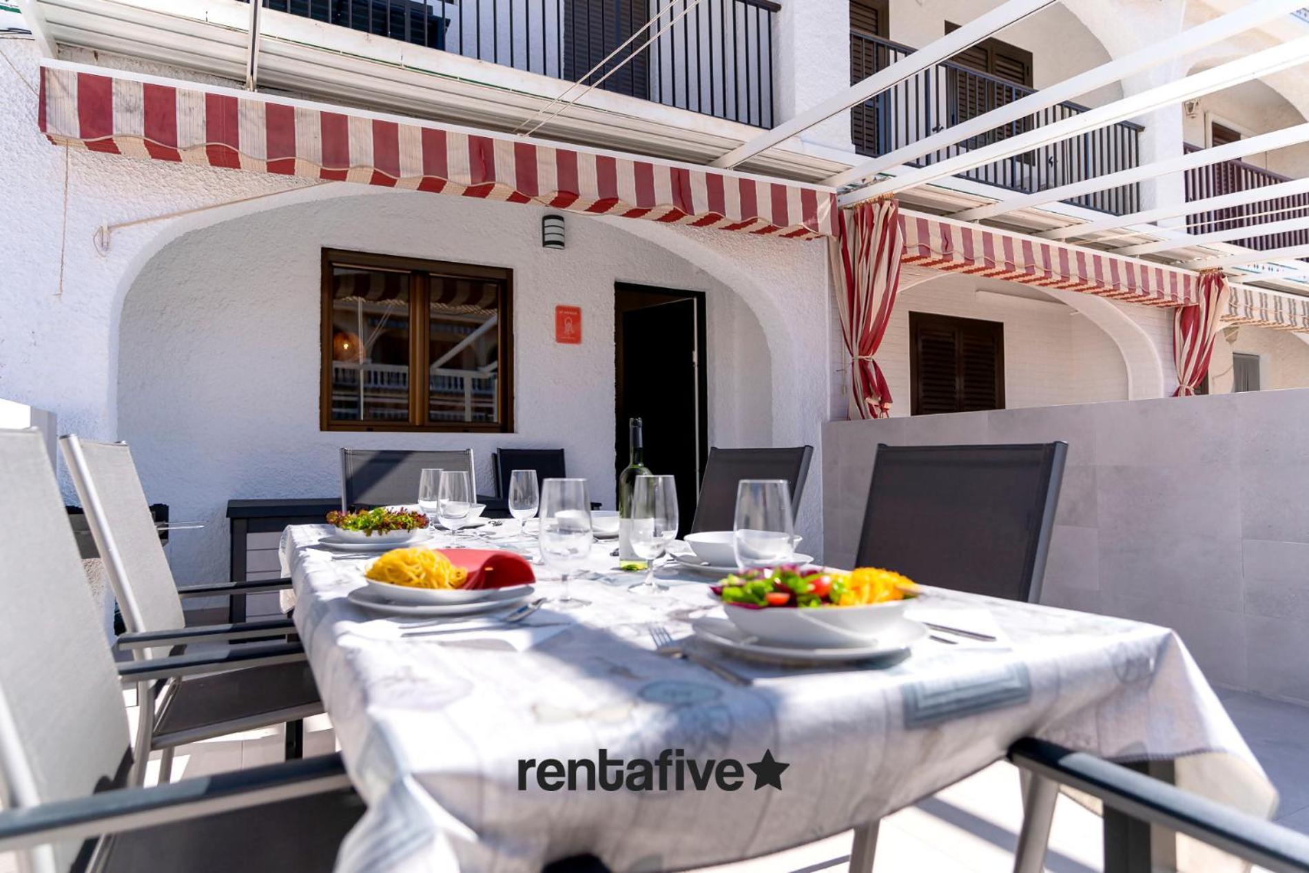 فيلا Rentafive Gran Casa Reformada Terraza سانتا بولا المظهر الخارجي الصورة