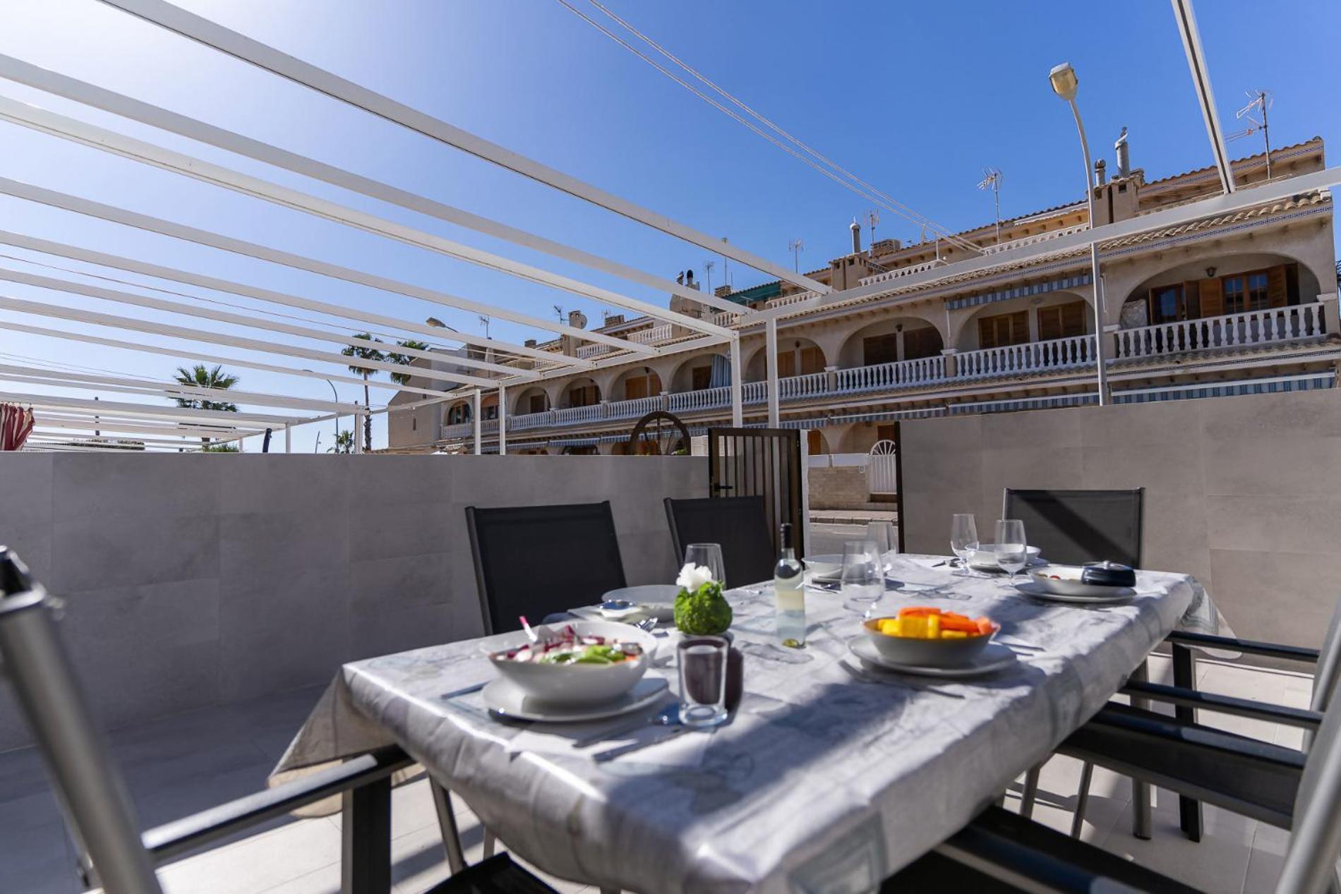 فيلا Rentafive Gran Casa Reformada Terraza سانتا بولا المظهر الخارجي الصورة